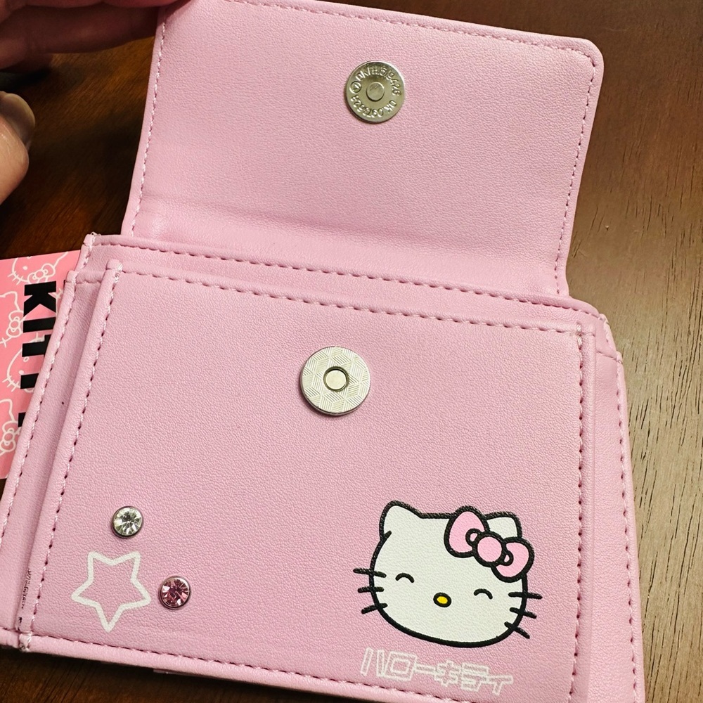Sanrio Hello Kitty Pink Mini Wallet - Picture 4 of 8